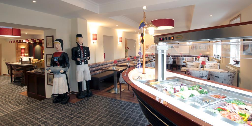 Park Hotel Sellin Luaran gambar