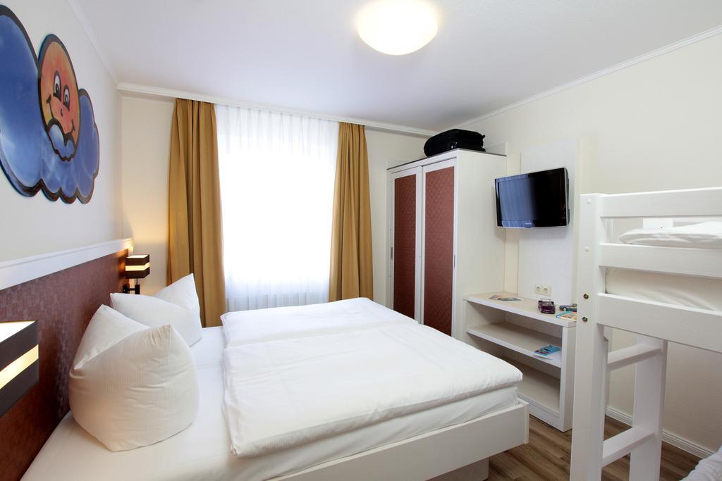 Park Hotel Sellin Luaran gambar