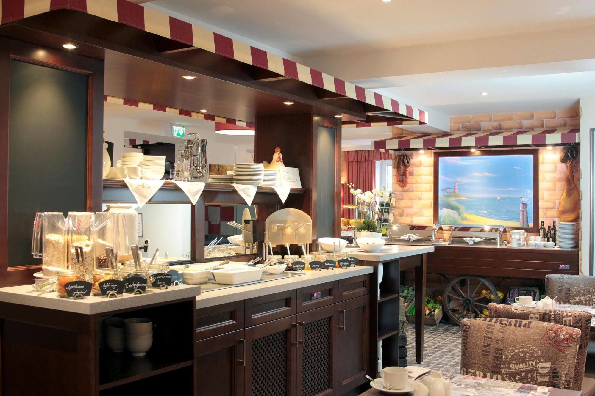 Park Hotel Sellin Luaran gambar