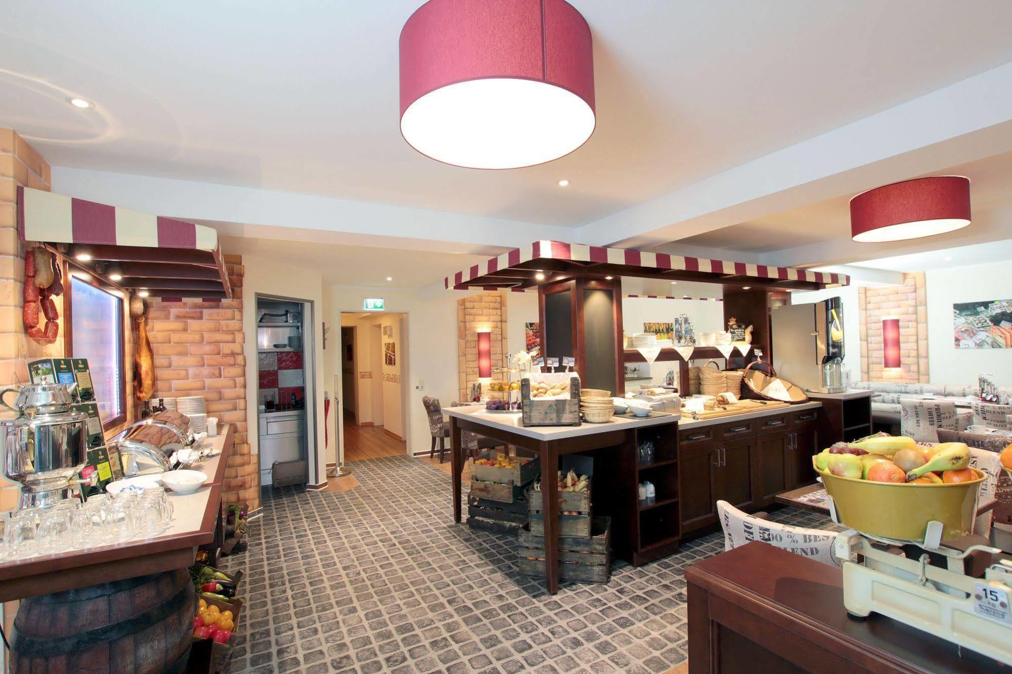 Park Hotel Sellin Luaran gambar