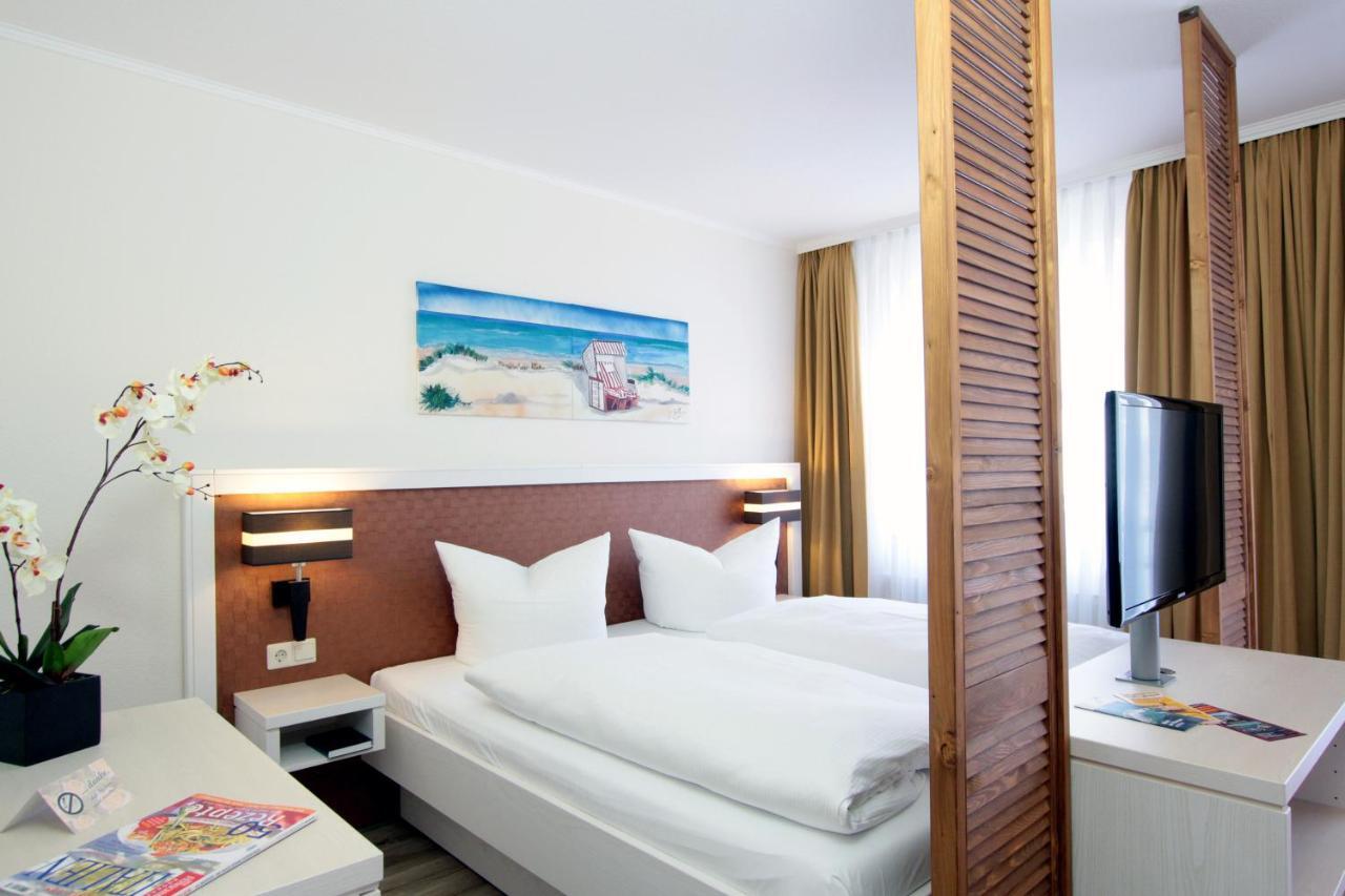 Park Hotel Sellin Luaran gambar